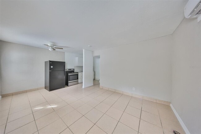 Building Photo - 11708 Balm Riverview Rd