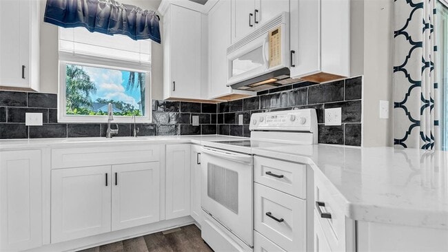 Building Photo - 12257 Country White Cir