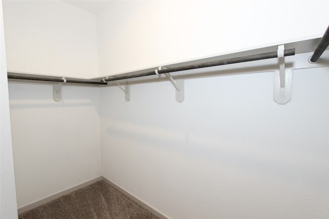 Building Photo - 3570 Joshua Grv Ln