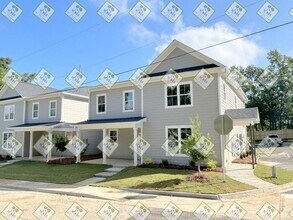 Building Photo - Modern 6-bedroom, 5-bath homes Just 8 Bloc...