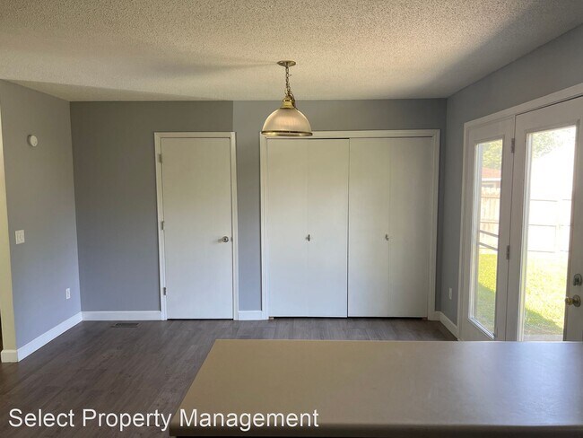 Building Photo - 3 br, 1 bath House - 4130 Westbury Drive