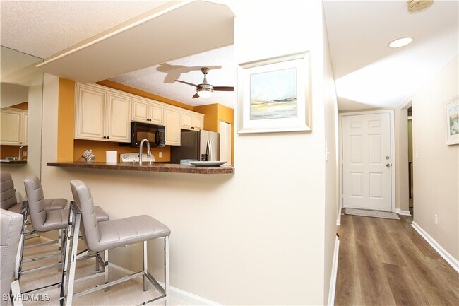 Building Photo - 5908 Cranbrook Way