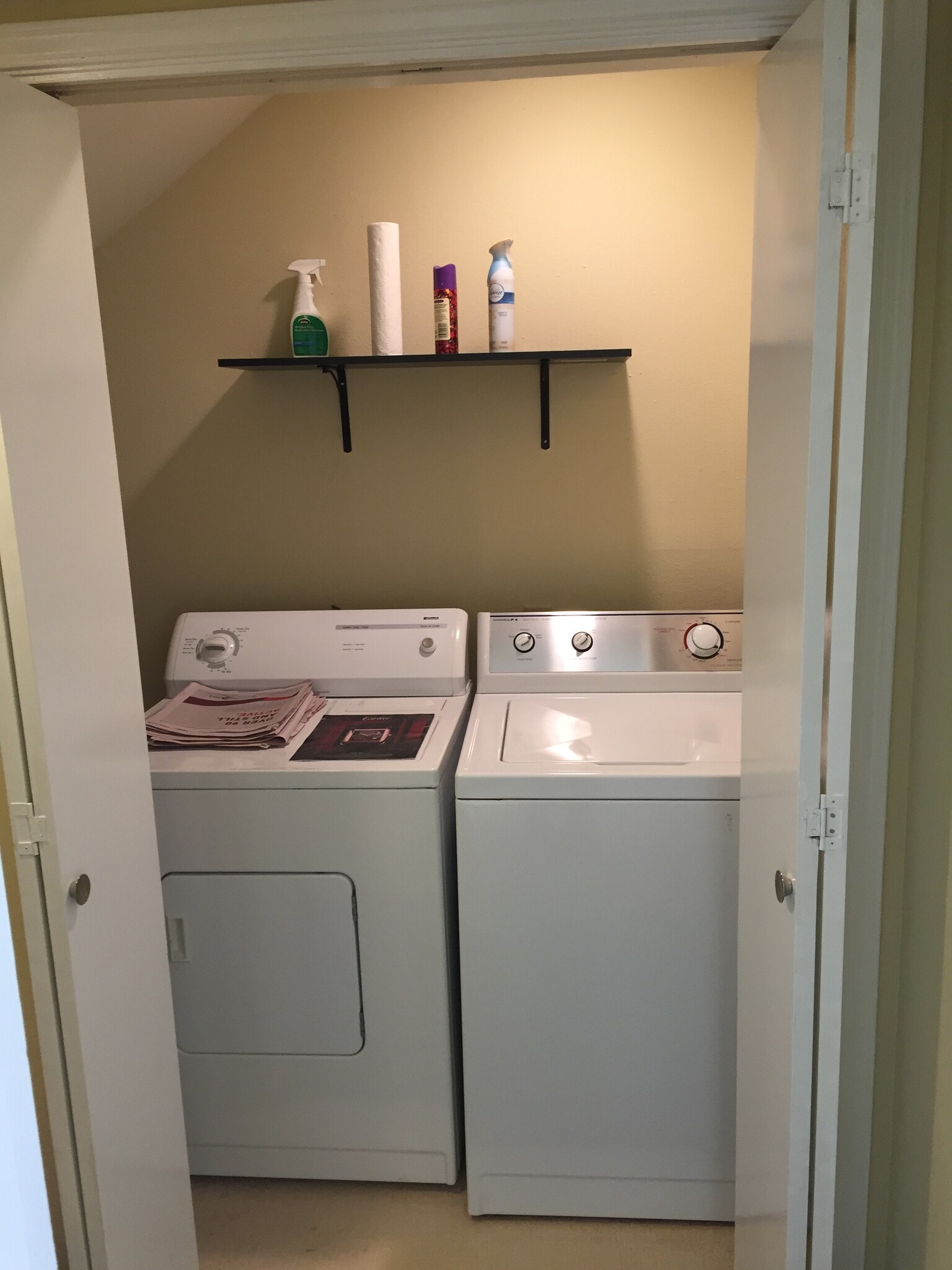 Laundry Room - 112 Lachite
