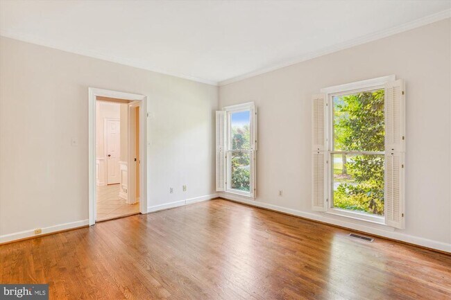 Building Photo - 7804 Lonesome Pine Ln