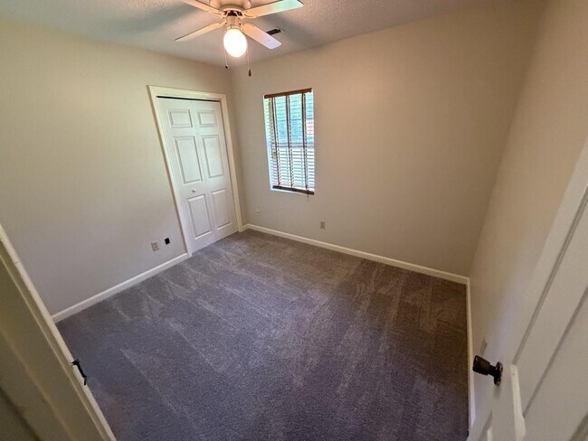 Building Photo - 5830 Lost Creek Dr