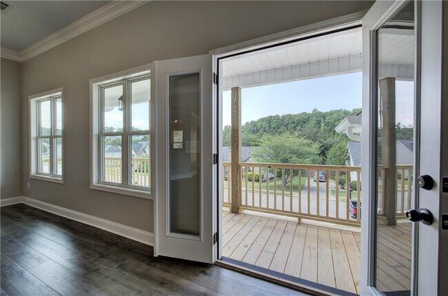 Building Photo - 315 Arbor Cir