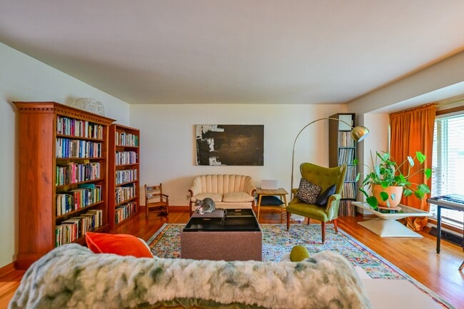 Building Photo - 50 Eden Pl