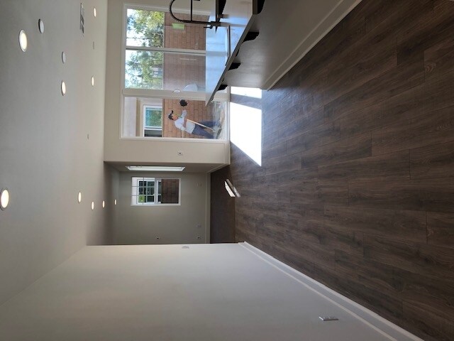 Building Photo - 12255 Chorus Dr