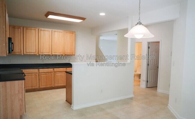 Building Photo - 3505 Rendition St