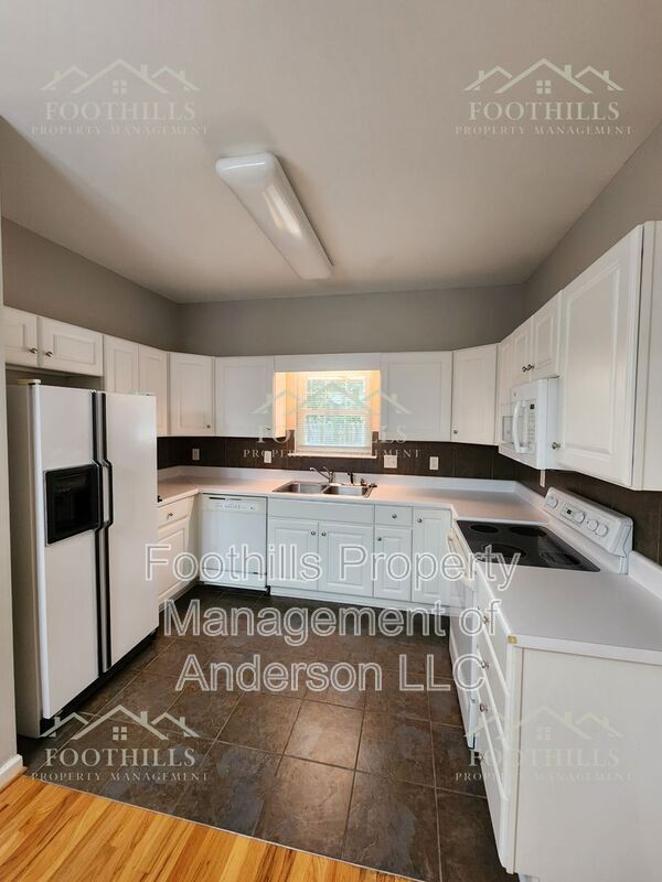 Building Photo - 141 Ashton Ln