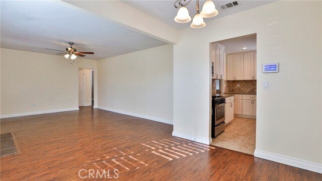 Building Photo - 519 N Buttonwood St