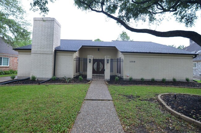 Building Photo - 12310 Burgoyne Dr