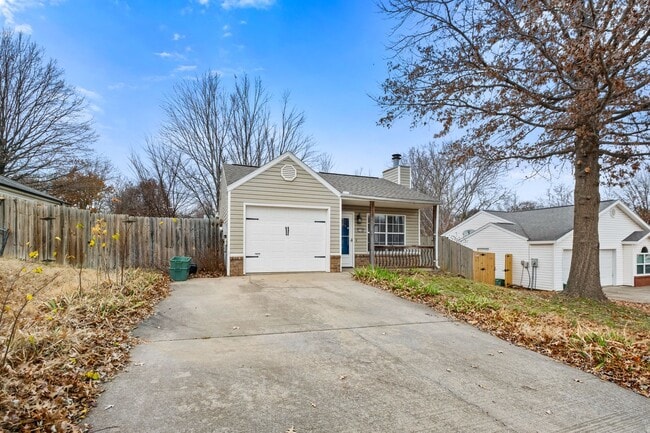 Building Photo - Affordable 2-Bedroom Home for Lease in Fayetteville, AR