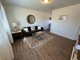 Building Photo - 7370 Utica St