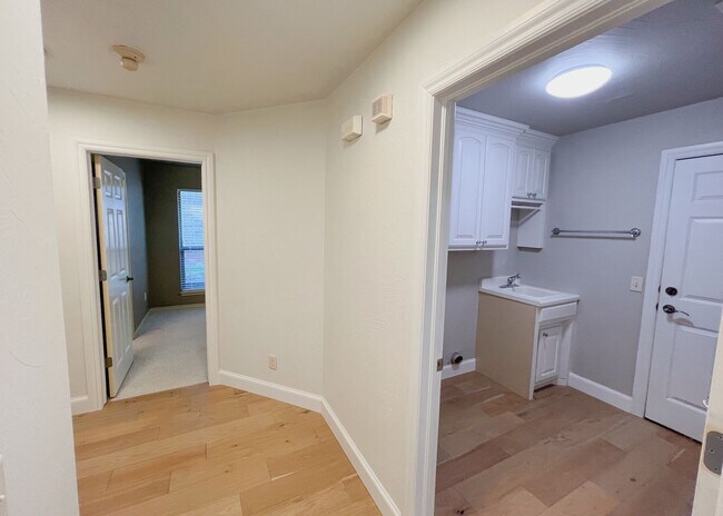 Building Photo - 3 Bed + Study in The Greens