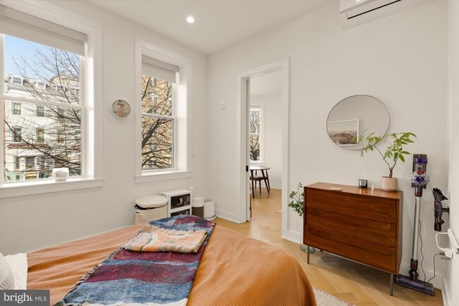 Building Photo - 1225 11th St NW