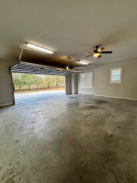 Building Photo - 8970 Navigation Cir