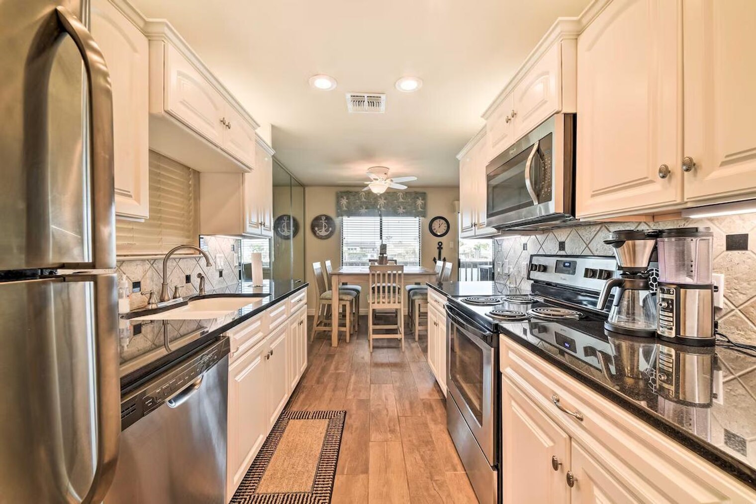 Building Photo - 15425 Fortuna Bay Dr