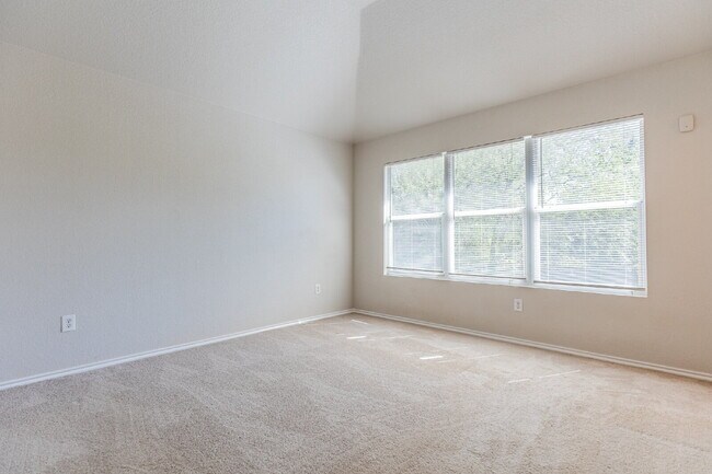 Building Photo - 9802 Vandenberg Way