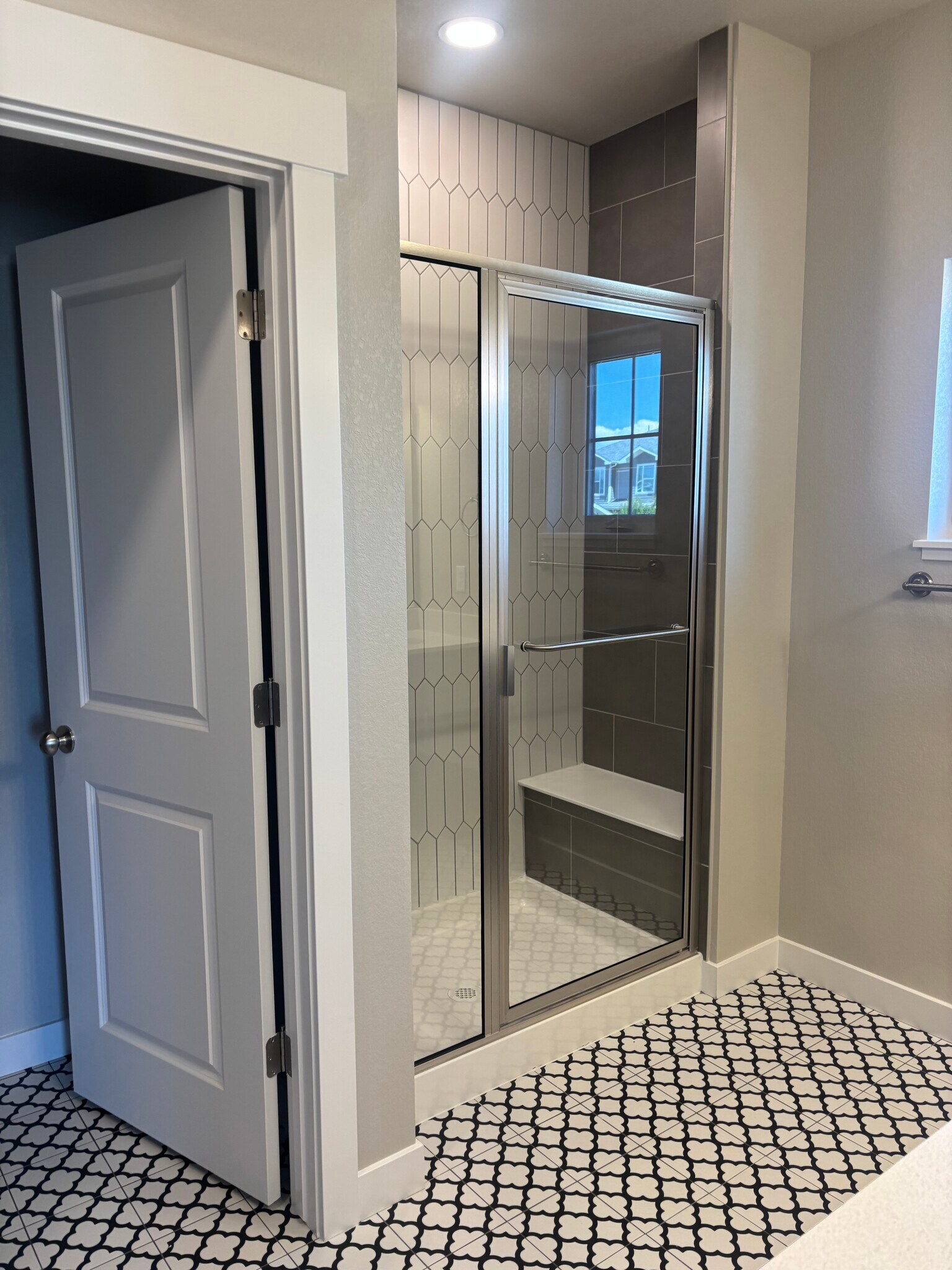 Building Photo - 3495 Grayling Dr
