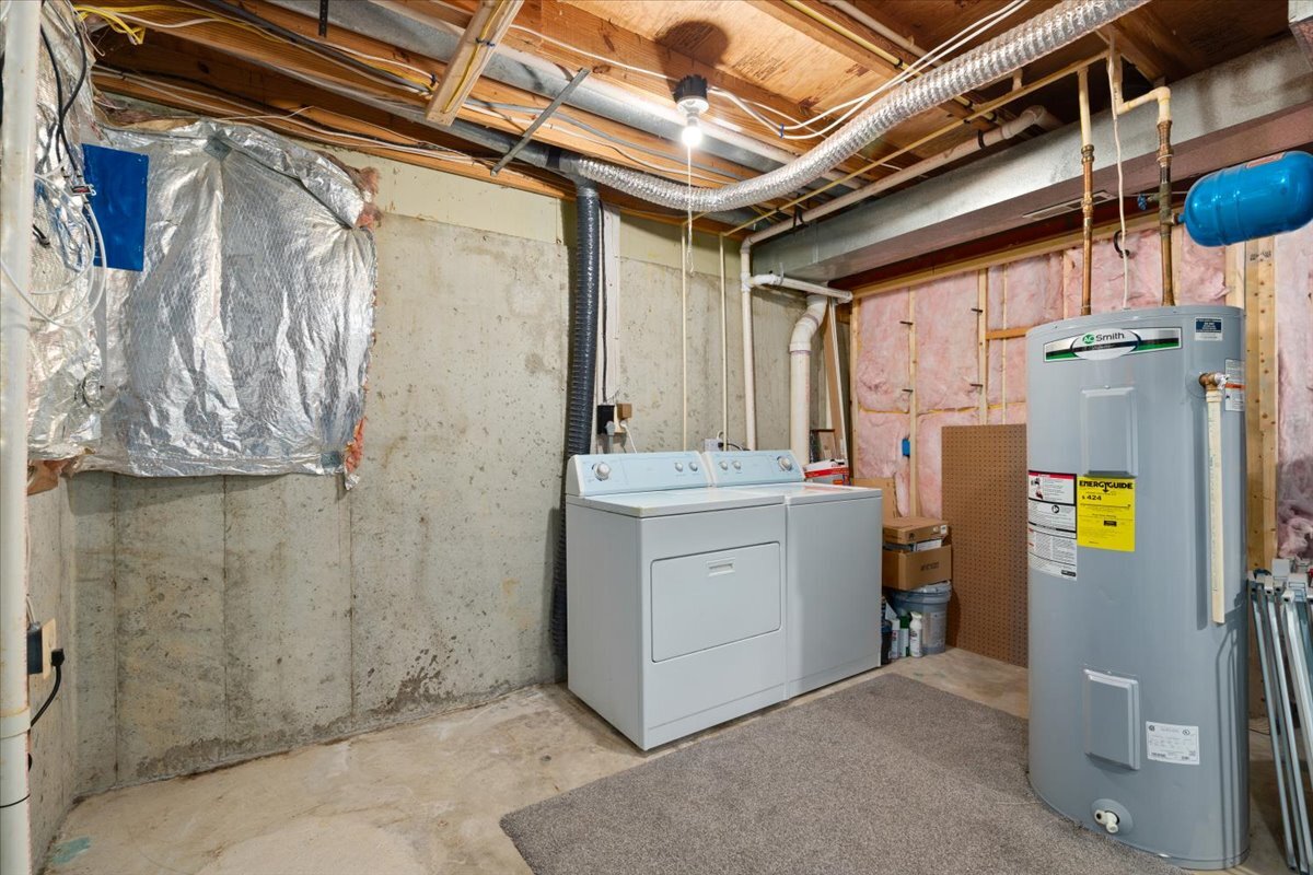 Building Photo - 4975 Pintail Ct