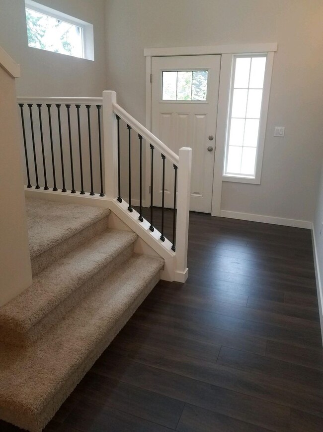 Building Photo - 4 Bedroom Home in Silverdale's Woodbridge Community!
