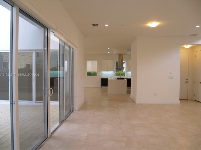 Building Photo - 10053 NW 76th Terrace