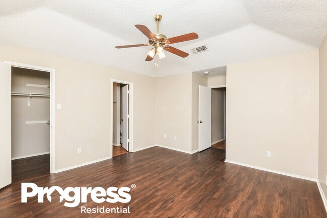 Building Photo - 6436 Peggy Dr