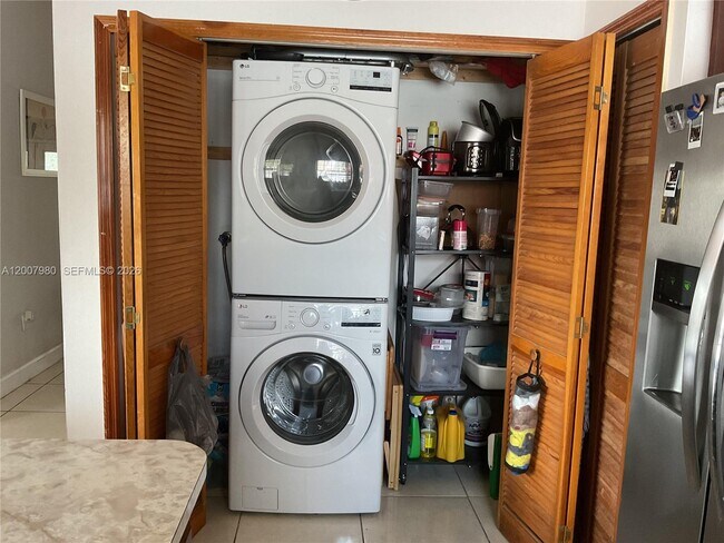 Building Photo - 14345 SW 52nd St