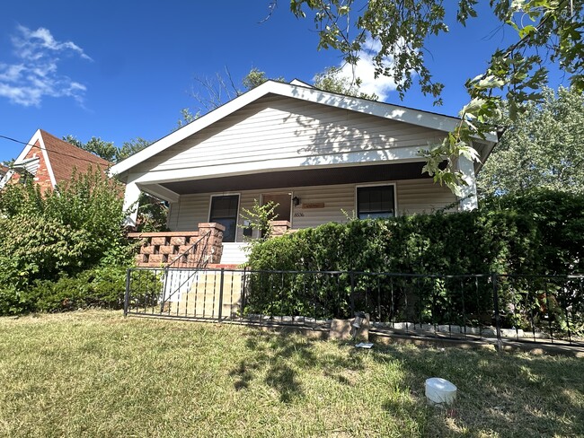 Building Photo - 8536 Mathilda Ave