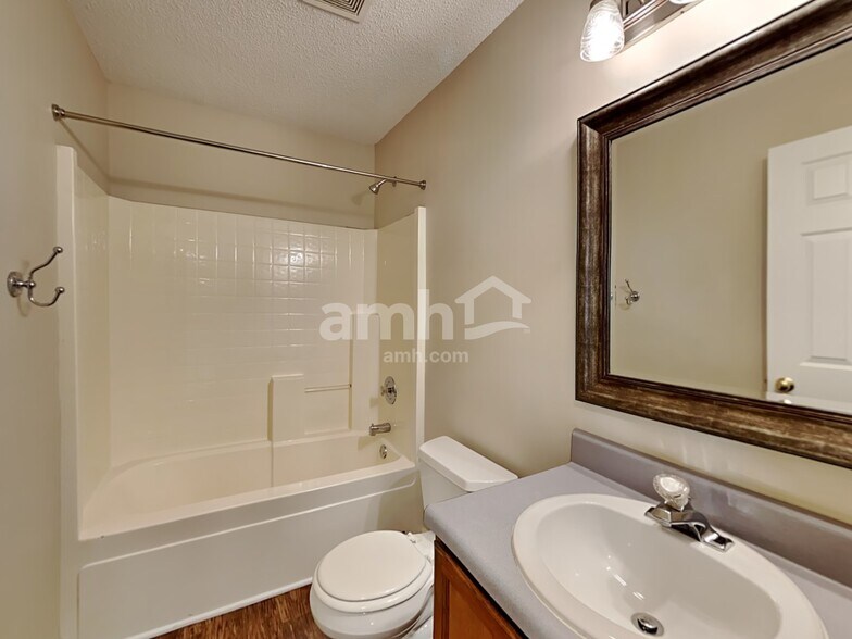 Building Photo - 6800 Fereday Ct