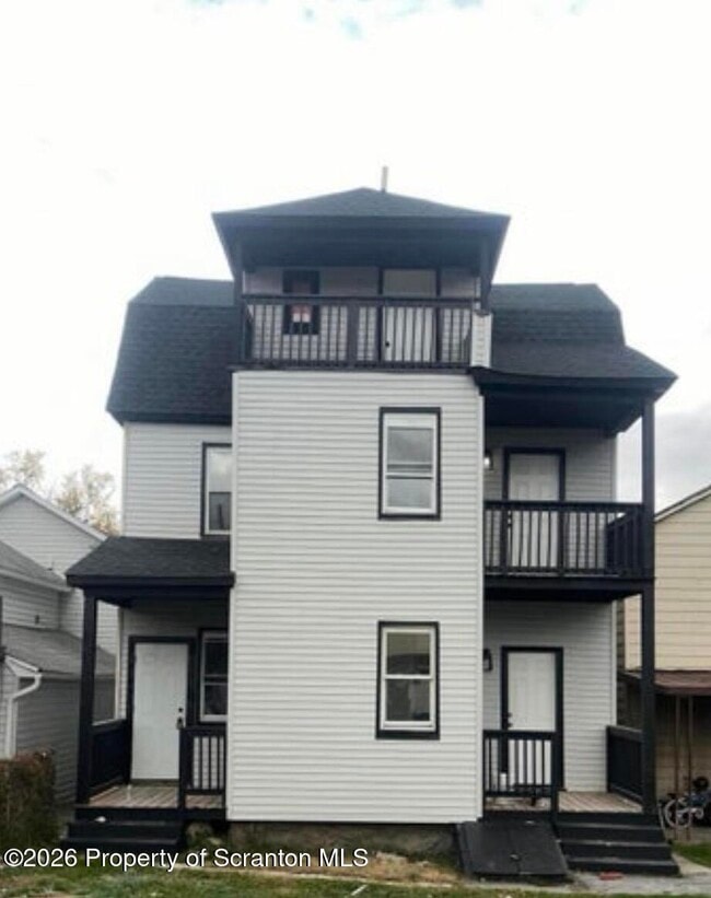 Building Photo - 39 W Ridge St