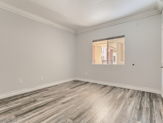 Building Photo - 260 E Flamingo Rd