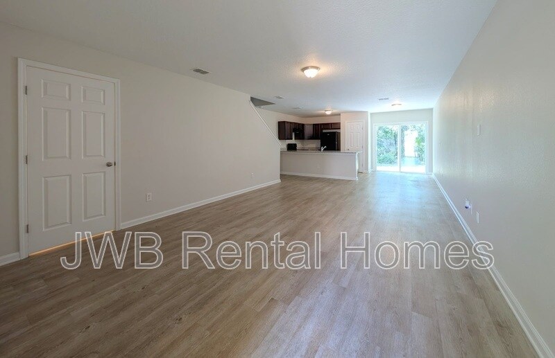 Building Photo - 7820 Playschool Ln