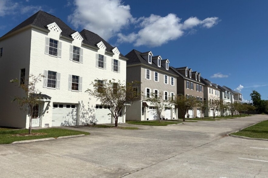 Outside - Charlestown Apartment Homes