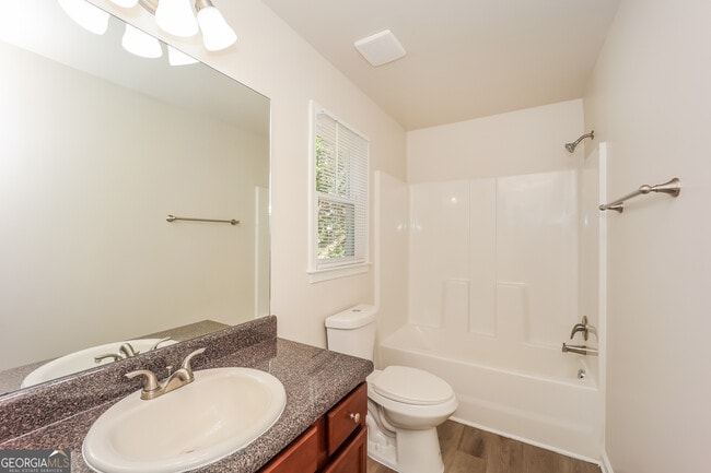 Building Photo - 4141 Macduff Dr