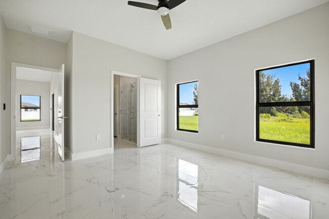 Building Photo - 2838 Tropicana Parkway W