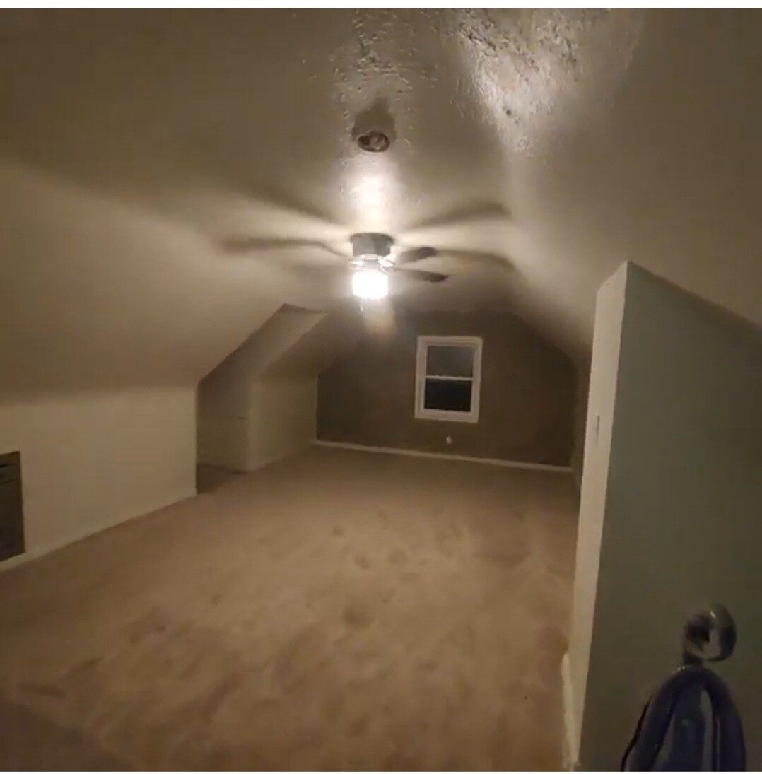 2nd floor master suite - 5423 Beechwood Ave