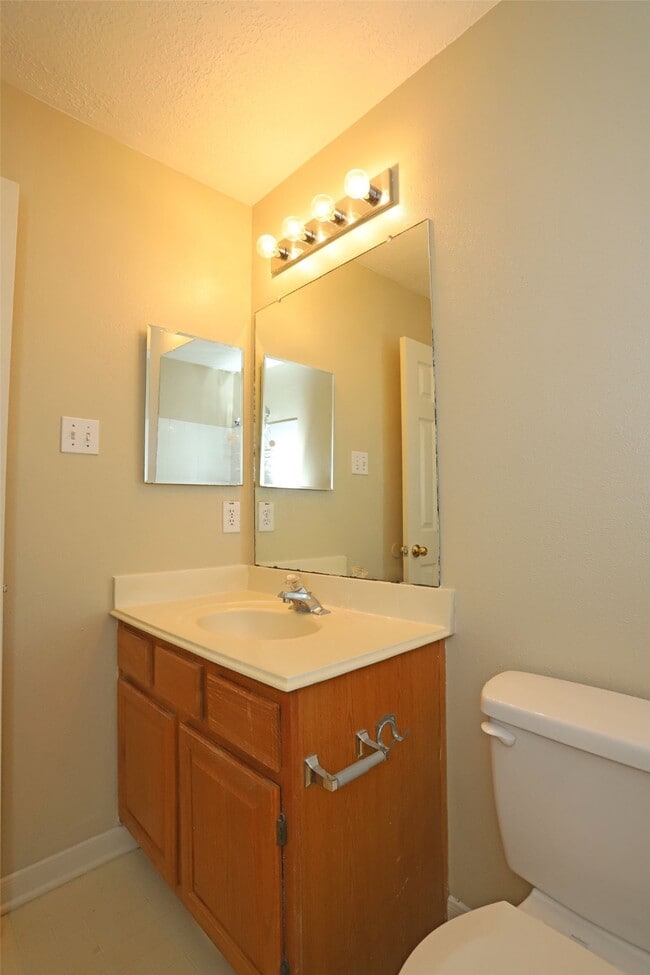 Building Photo - 7534 Orchard Hills Ln