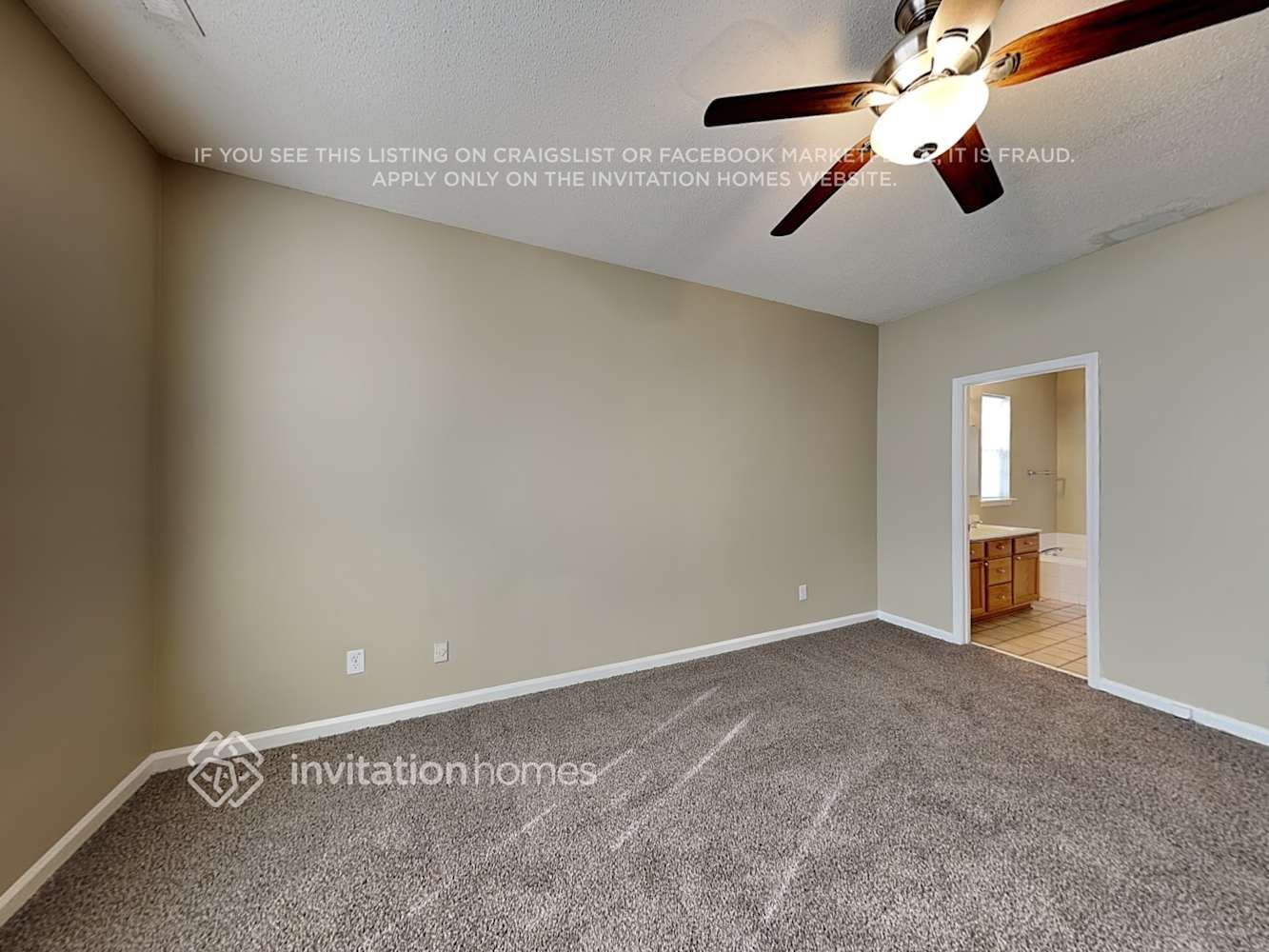 Building Photo - 4513 Hyperion Ct