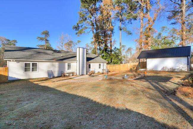 Building Photo - 4 Bedroom Ranch in Columbia County