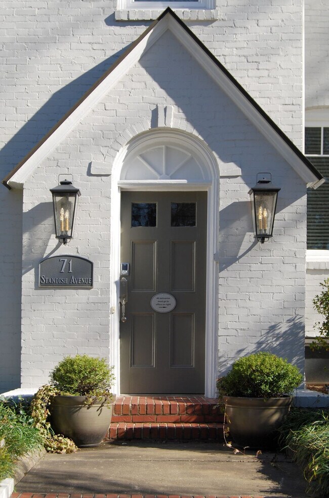 Building Photo - 71 Standish Ave NW