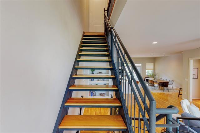 Building Photo - 4227 Rawlins St
