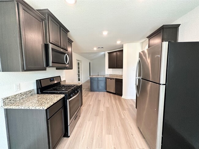 Building Photo - 20742 Nala Bear Dr