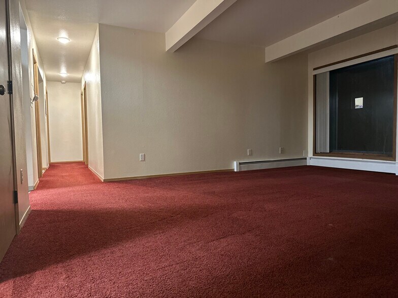 Building Photo - 17119 Coronado St