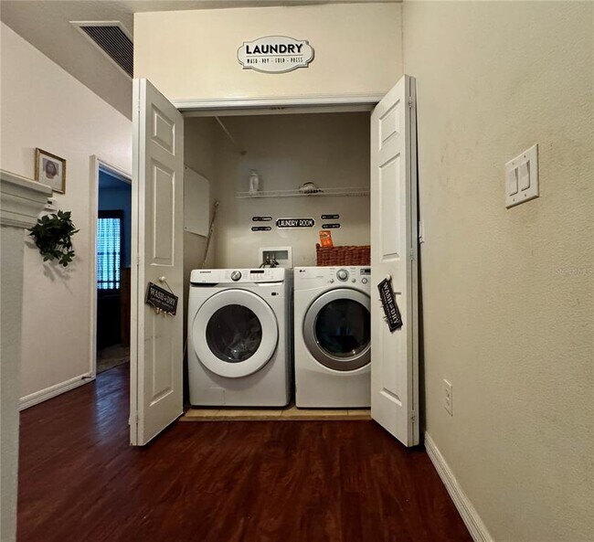 Building Photo - 11562 84th St Cir E