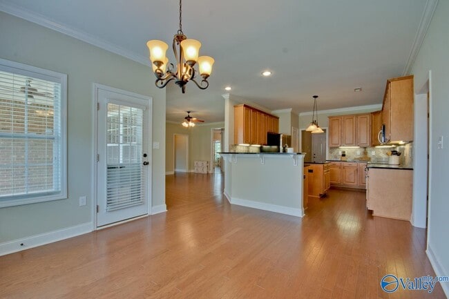 Building Photo - 112 SW Autumn Cove Dr