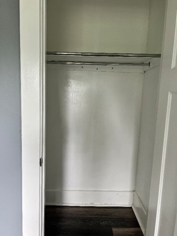 Building Photo - 104 Charles Ave