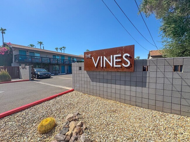 Interior Photo - The Vines