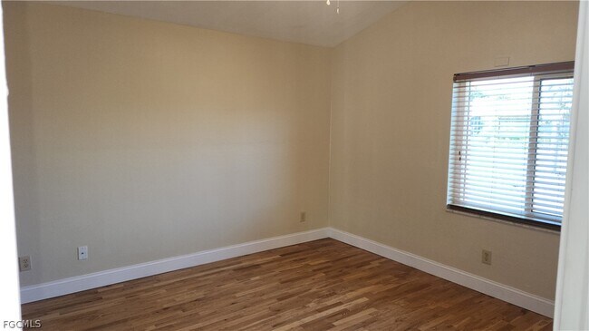 Building Photo - 6118 Montego Bay Loop